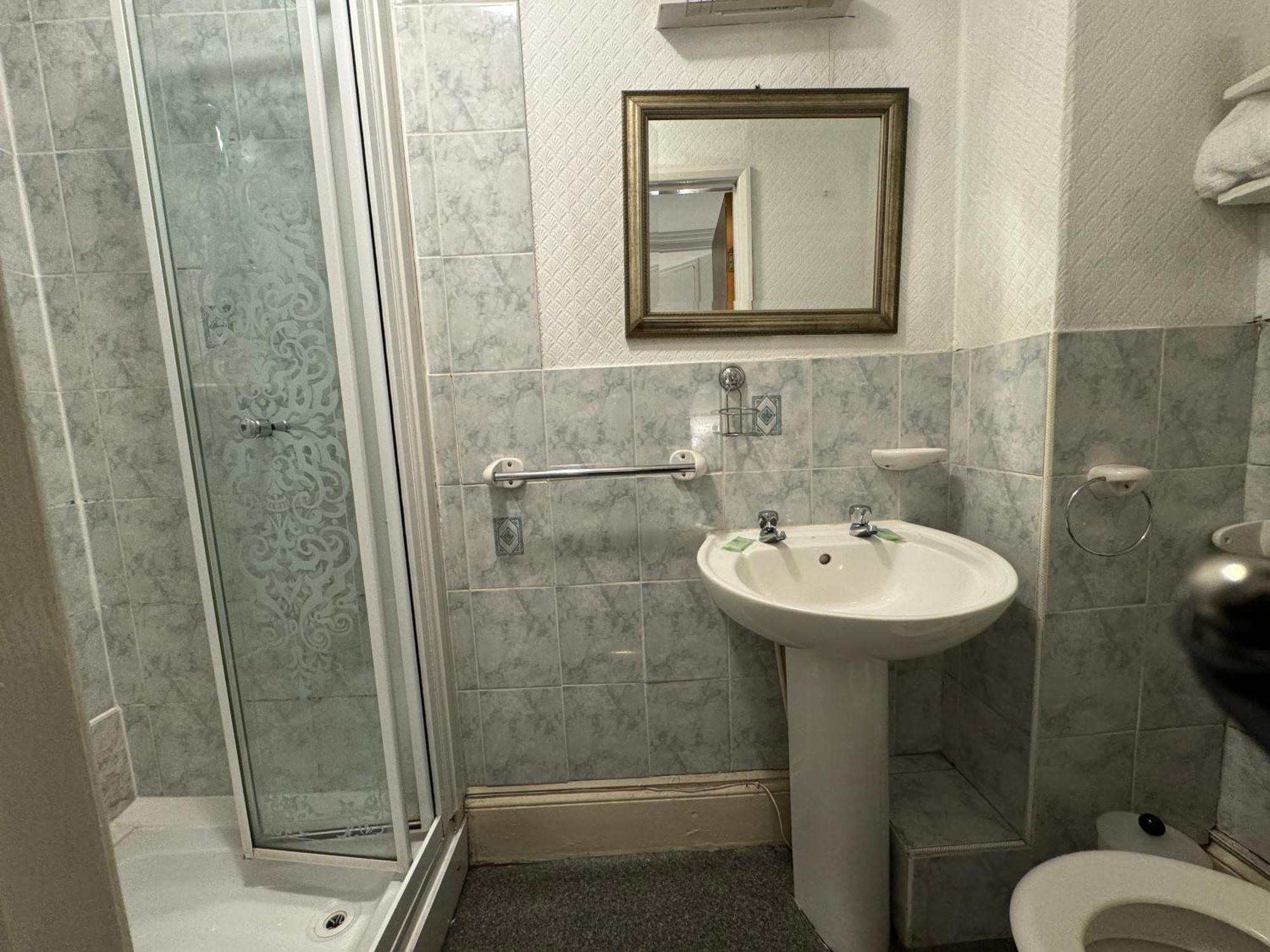 Guesthouse 24-7 The Old Knoll Guesthouse Newport  Zewnętrze zdjęcie